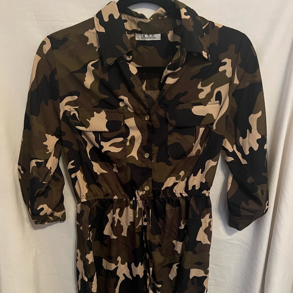 Size m camo dress